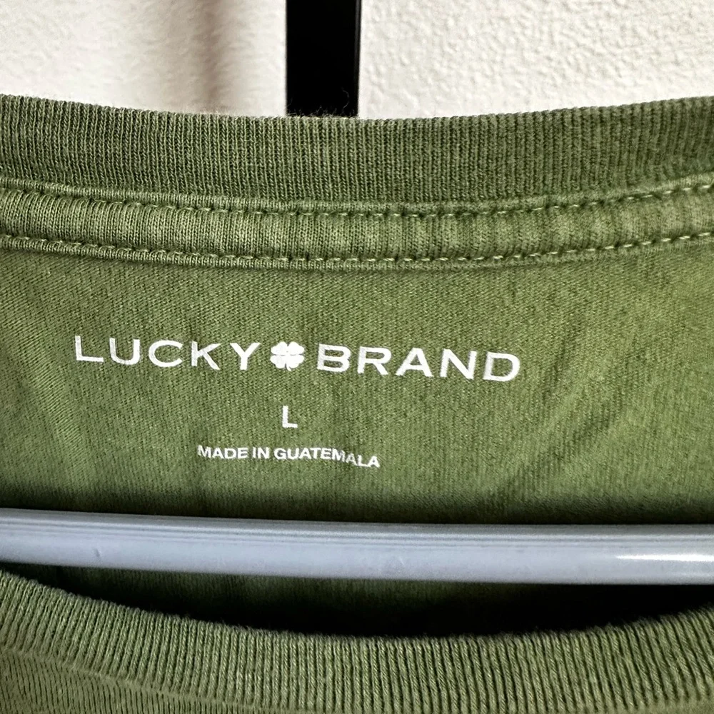 Lucky brand size large shirt - Picture 2 of 3